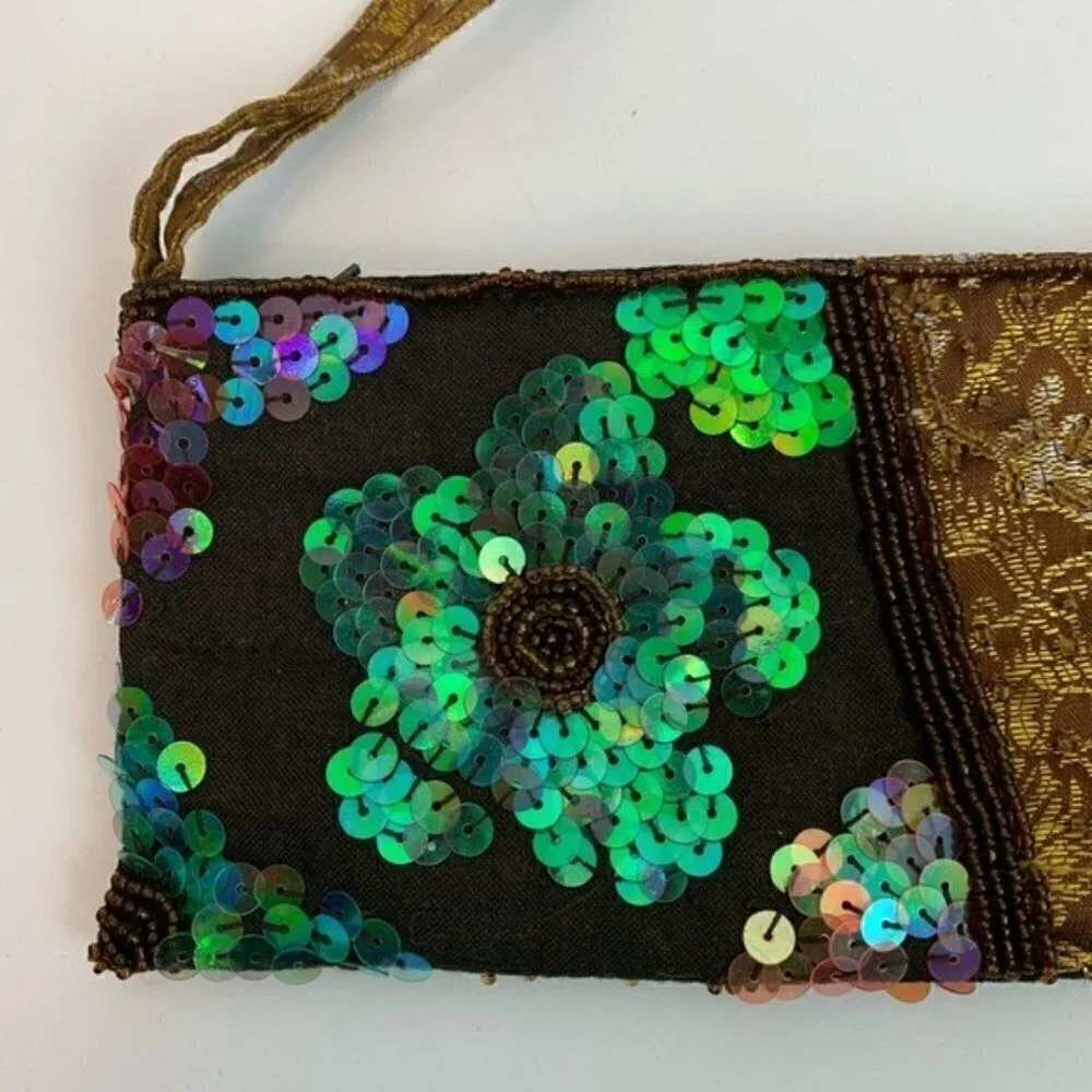 Handmade Sequins Embroidered Embellished Wristlet